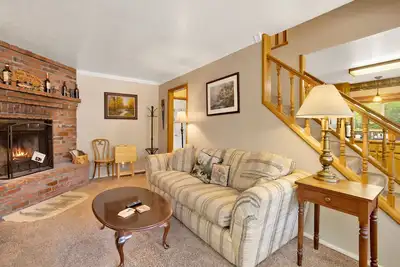 Image de Idle Hours Inn- Family Cabin w/ Hot Tub at Big Bear