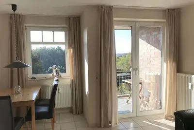 Image de Spacious, modern vacation apartment in the middle of the Ostseebad Zinnowitz