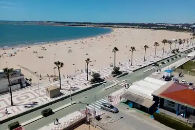 Image de For rent for days or weeks, magnificent apartment, 1st line beach 2 to 4 people