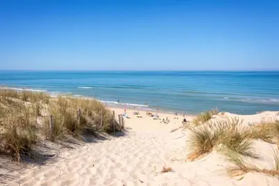 Image de Spacieuse maison 6 chambres a 50 m de la Plage