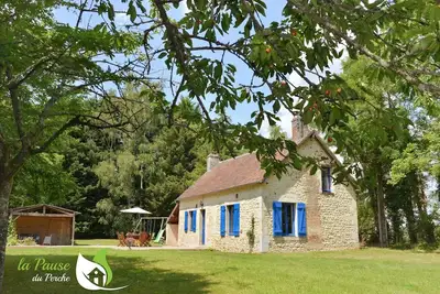 Image de La Pause du Perche : maison au pied de la forêt
