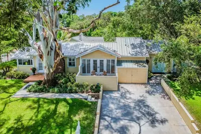 Image de Bayview Cottage - Cozy Cottage near Siesta Key by Gulfcoast Holiday Homes!