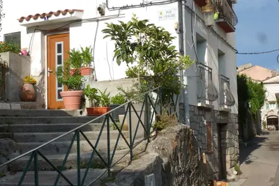 Image de Charmant appartement climatisé au coeur du village de Villeneuve Loubet