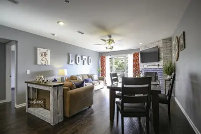Image de Must See! ! ! Ledges Condo Overlooks Pool & Beach, King Master, Wi-Fi, 30-40 Docks