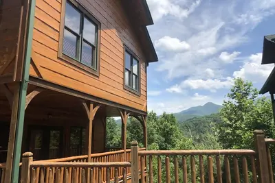 Image de New Listing 3 King Ensuite, Game & Theater Room Views