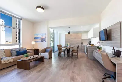 Image de Rooftop Pool+ Gym|Hollywood Beach Broad–walk