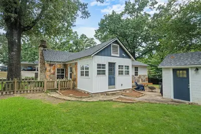Image de Cutest in Hot Springs \"Amazing Place\"  Fully Restored--\"English\" Rock Cottage