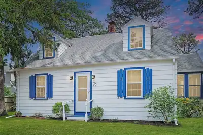Image de Knotty Nauti by Bayley Vacation Rentals