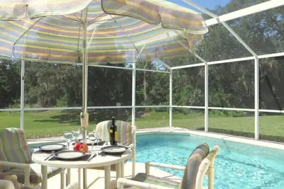 Image de Town Center Reserve- Cozy 4 Bed with Private Pool