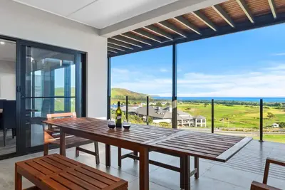 Image de Sunset Horizon @ Lady Bay - 8 Huntingdale Drive