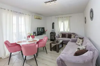 Image de Appartement d'une chambre avec la terrasse Vodice (A-13973-a)