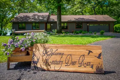 Image de Kentucky Deer Run- Wheelchair Accessible, Lakefront, Private Dock, Fully Updated