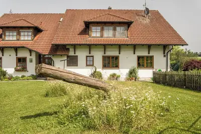 Image de Appartement de vacances 1 à la ferme \"Wagenberg\" avec vue sur les montagnes, Wi-Fi et jardin