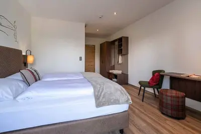 Image de Doppelzimmer mit Balkon Barrierefrei - Hotel - Gasthaus Beim Erich