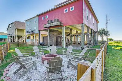 Image de Ocean View: 'Easy Breezy' Crystal Beach Getaway!