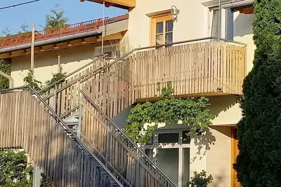 Image de Stylish, spacious vacation apartment in FĂĽnfseenland