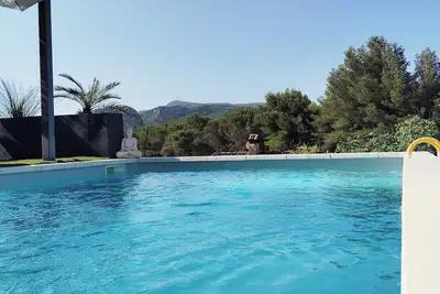 Image de Chambre indépendante avec kitchenette, accès piscine en Option