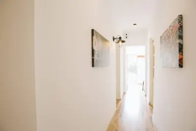 Image de Bonhomie Hygge Apartment 3 bedrooms 5mins to Hoa \/ Hoan Kiem Hanoi