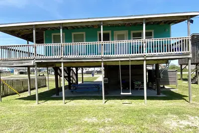 Image de Come relax by beach, cozy cottage close to the beach & Jetty. Water views