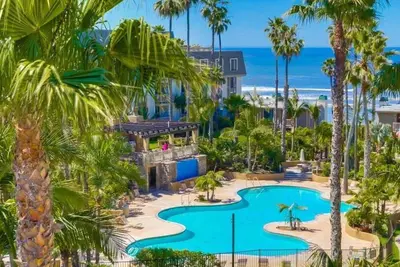 Image de Ocean front Condo, Ocean/Harbour view