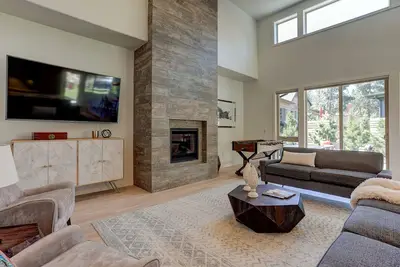 Image de Stunning & Modern, A/C, Close to Golf & Mt Bachelor