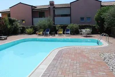Image de Appartement de vacances rénové en 2020 avec piscine