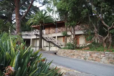 Image de Chalet Aloha in Cavalière, private access to the beach