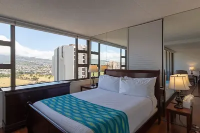 Image de 21st Floor Condo With View of Ko'olau Mountains and the Ala Wai Canal by Koko Resort Vacation Rentals