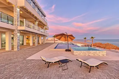 Luxury Beachfront Six Palms Villas # 4