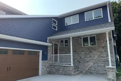 Image de Lovely Lake Winnebago beachfront home, Eaa, Packers, water activities, skiing