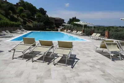 Appartement à Volterra avec jardin