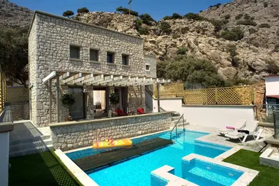 Image de Villa Exécutive Rhodes | Villa Ellie Enas | Villa 2 chambres avec vue sur la mer | Pefkos