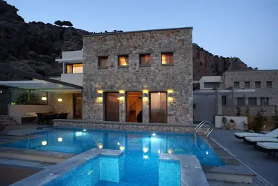 Image de Villa Exécutive Rhodes | Villa Eleana | 3 chambres avec vue imprenable sur la mer | Pefkos