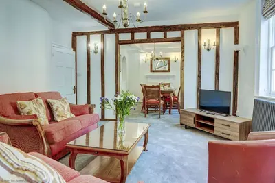 Image de Stunning historic home in Woodstock near Blenheim