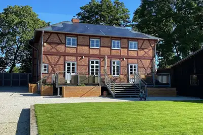 Image de Vacation home at the Schaalsee the bridge house. A dream of peace and serenity.
