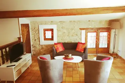Image de Maison de caractère avec terrasse sans vis à vis