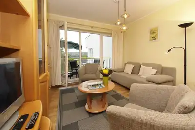Image de Haus am Schloonsee B4 - Beachfront location with south-facing balcony