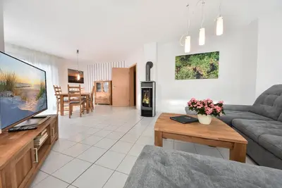 Image de Vacation home Thomas - 2-storey house with balcony & terrace for up to 6 guests