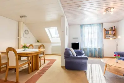Image de Appartement confortable \"Zum Seeblick\" près du lac avec vue sur la montagne, Wi-Fi et jardin