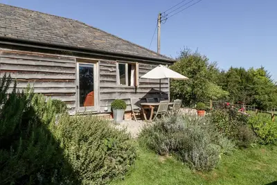 Image de The Old Cart Shed, pet friendly, with a garden in Rockbourne