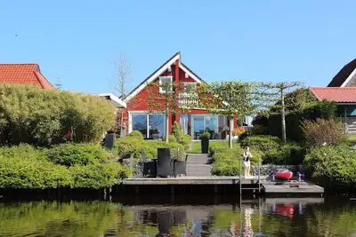 Waterloft Timmel - a vacation apartment in an idyllic waterside location with balcony