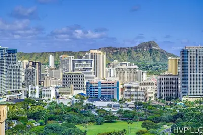 Image de The Windsor 3802 Luxury 2 Br\/2 Ba Ocean View \/ Diamond head \/ City lights