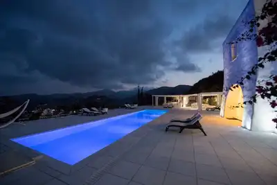 Image de Platinum Paros Villa | 6 Bedroom Villa | Private Pool & Stunning Sea and Mountain Views | Kostos