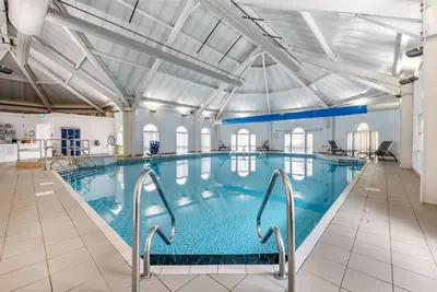 Image de 2-Bed Apartment | Countryside Resort | Sleeps 6