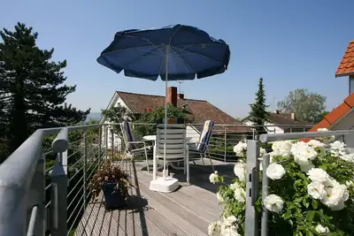 Image de Studio confortable \"Ingrid Heyes\" avec 3 étoiles Dtv, Wi-Fi et terrasse