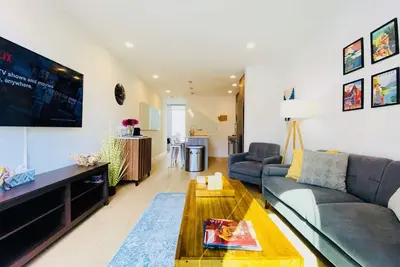 Image de Amazing location in Ballard near all attractions