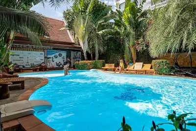 Image de Naiharn Pearl Condo Hotel by Villacarte