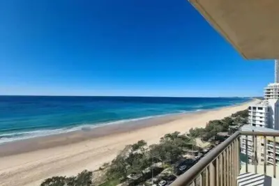 Image de Escape to Esplanade Beachfront Holiday Suite