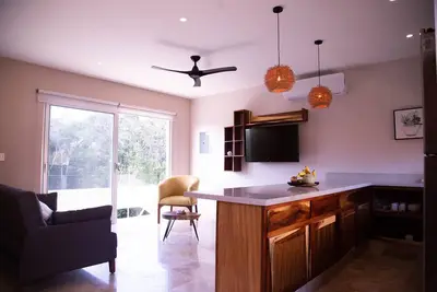 Image de Aparment 1 Bedroom / Ideal For 2-3 Pax / Full Kitchen