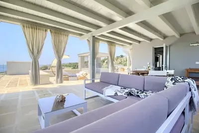 Exclusive loft - Beach View Villa Controvento